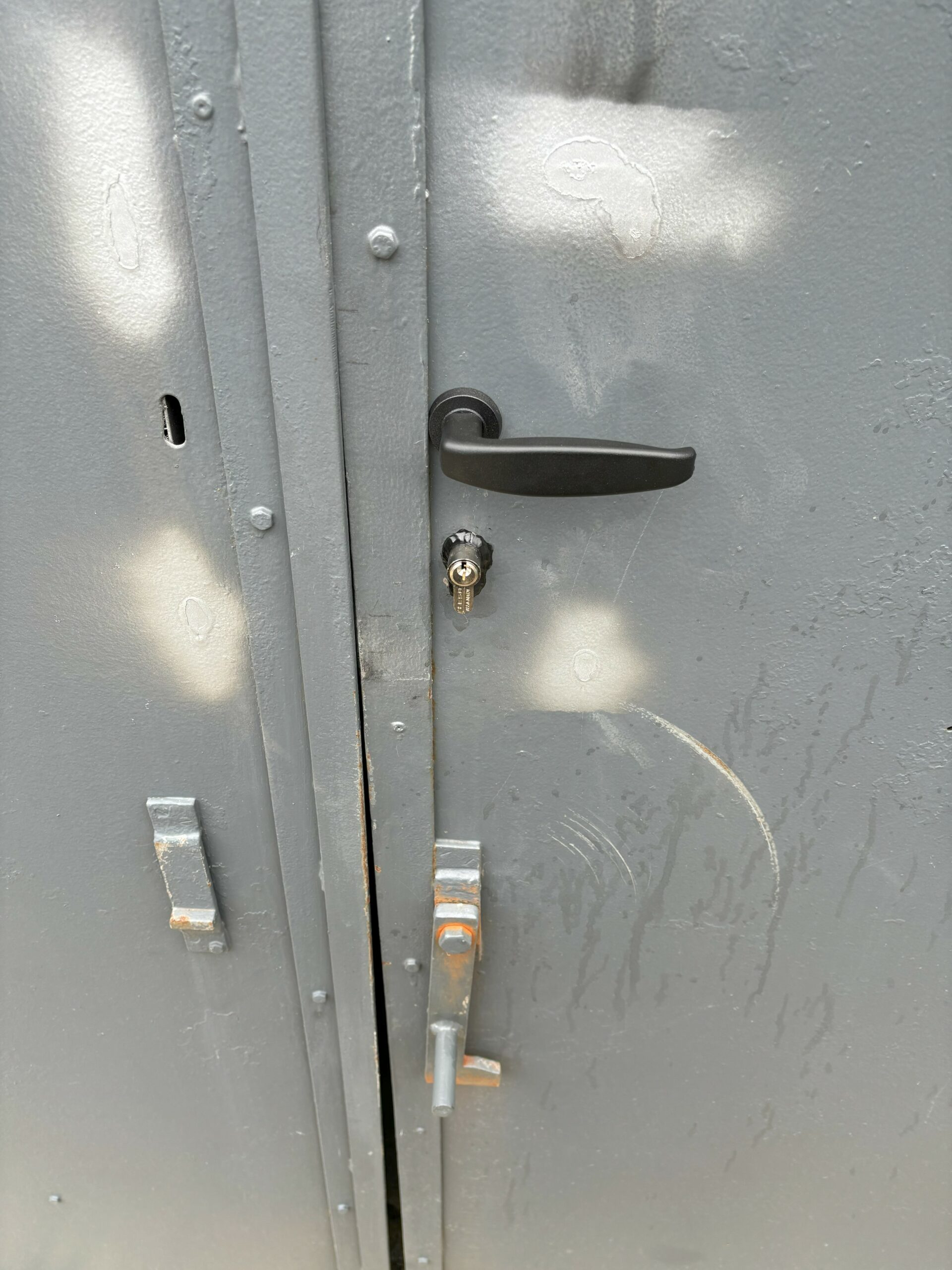 900-x-700